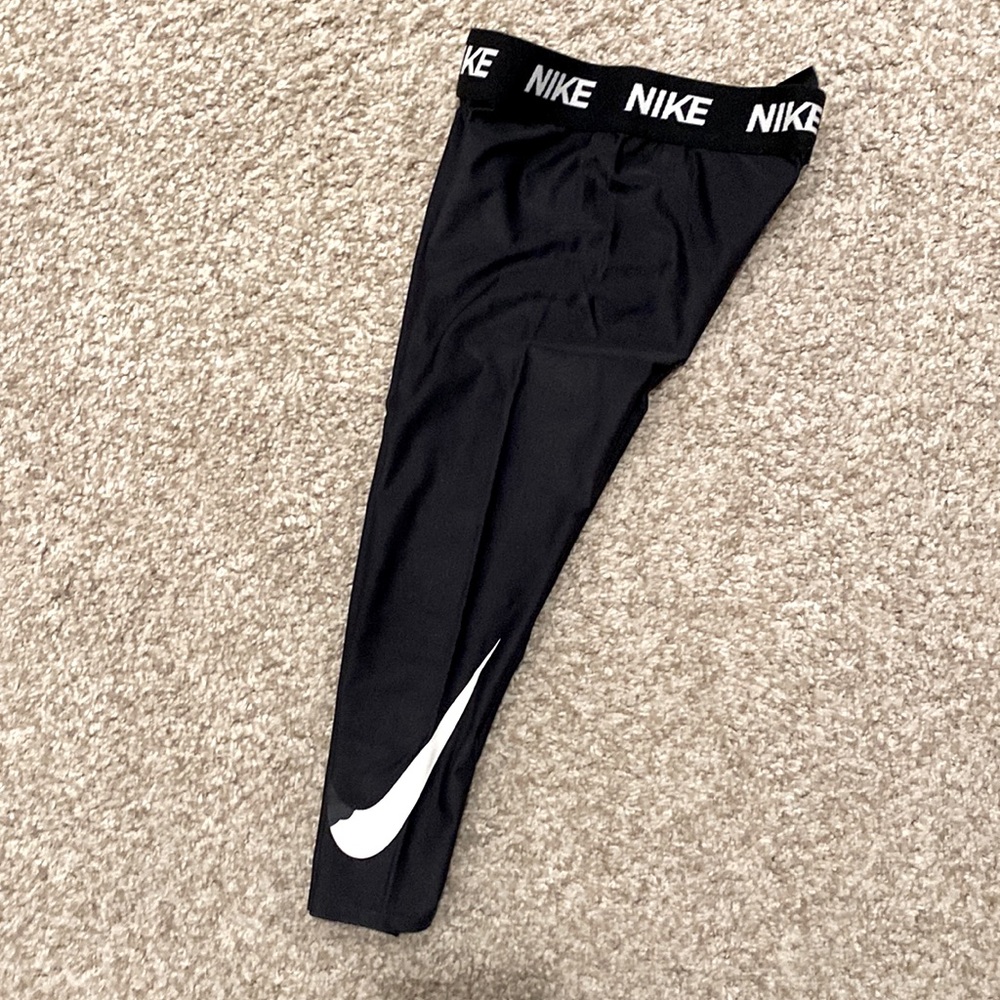 Girls 5/s Nike Dri-Fit workout pants